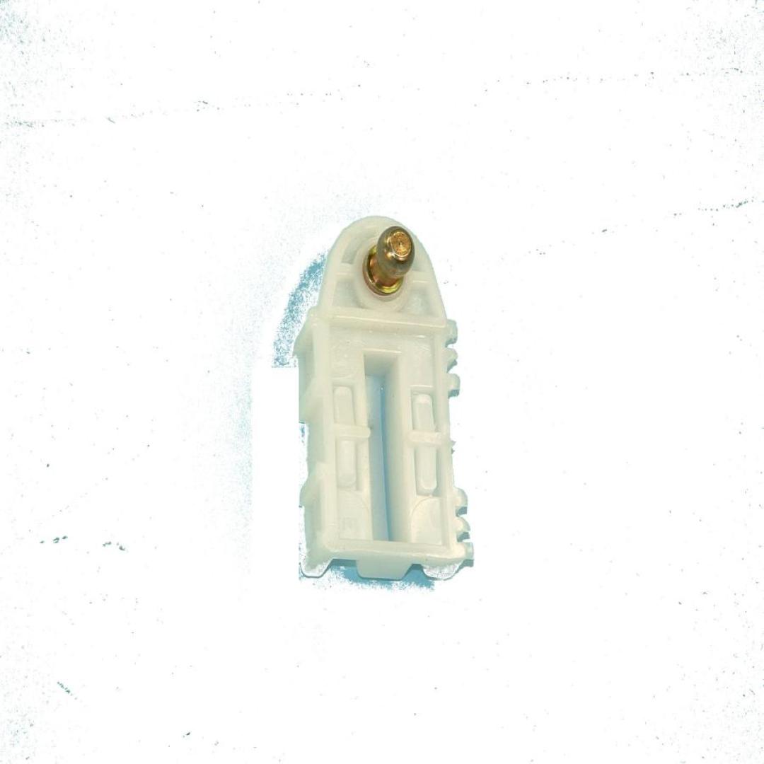 GUIA ARRASTRE PTA. DEL. IZQ. CORSA 05/08