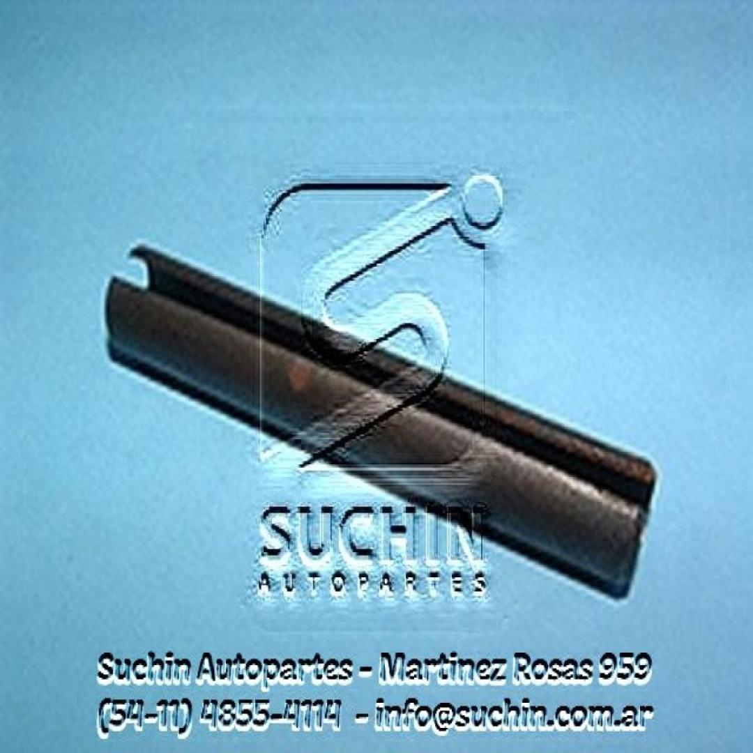 PERNO BISAGRA RASTROJERO 68/72 8MM HUECO