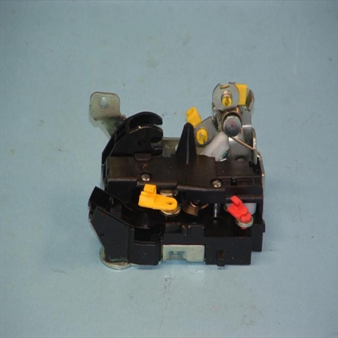 CERRADURA R-19 /CLIO /EXPRESS /LOGAN DEL. IZQ. MAN. T/O