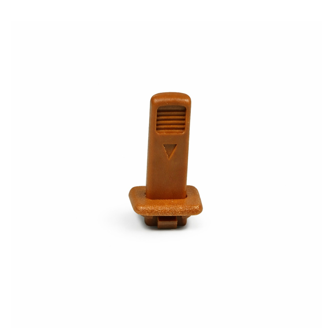 PERILLA SEGURO ISUZU MARRON